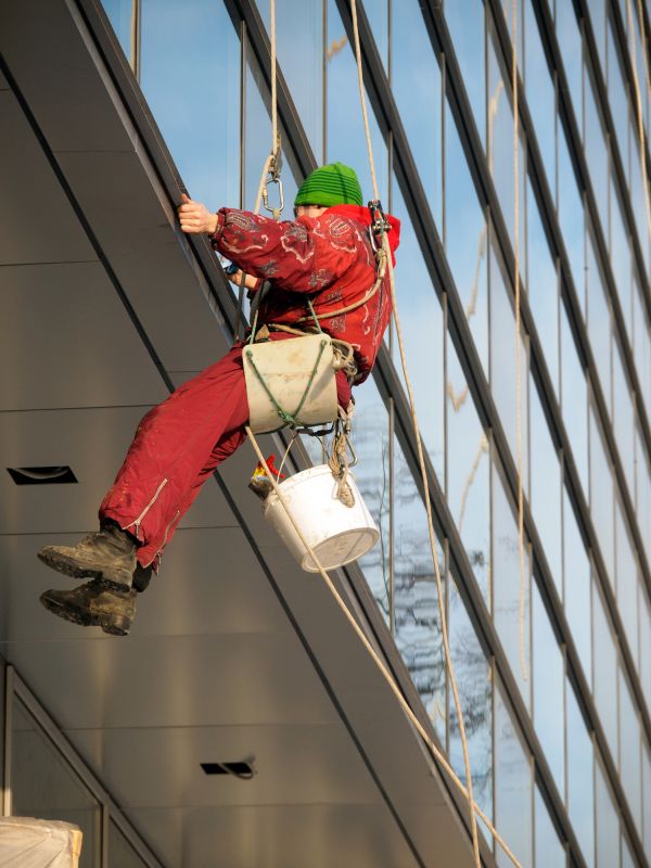 Strip Mall Window Cleaning in Newark, DE